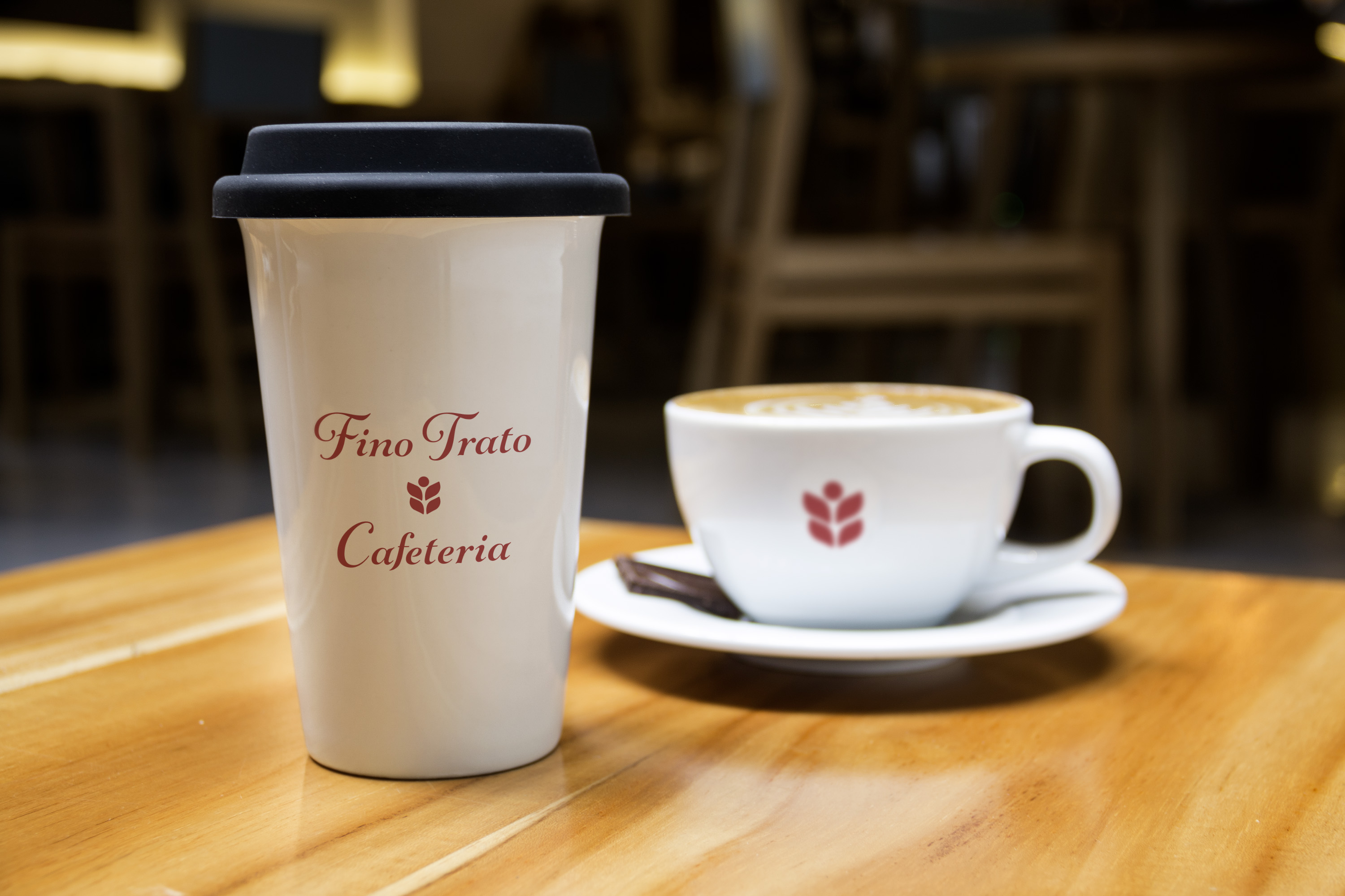 Copo com identidade visual Fino Trato